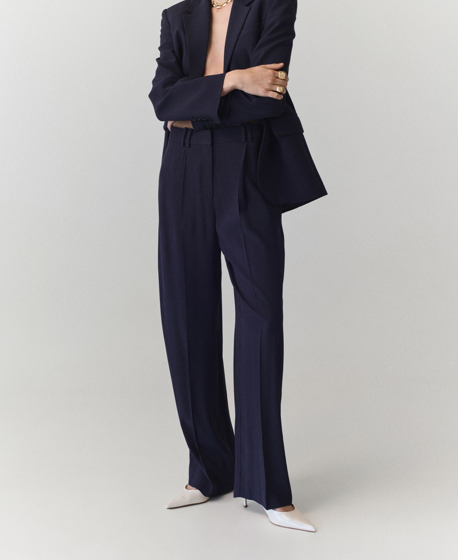 Women's Straight-Fit Pleated Pants