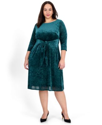 Plus Size Velvet Tie-Waist Boat-Neck Midi Dress
