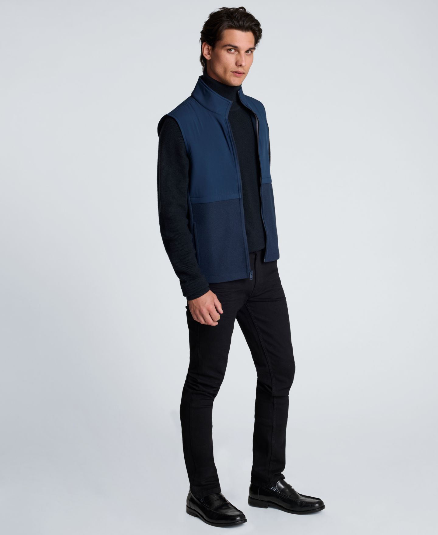 Мужской приталенный жилет Kenneth Cole в стиле колор-блок на молнии, цвет: Тёмно-синий — фото 2
