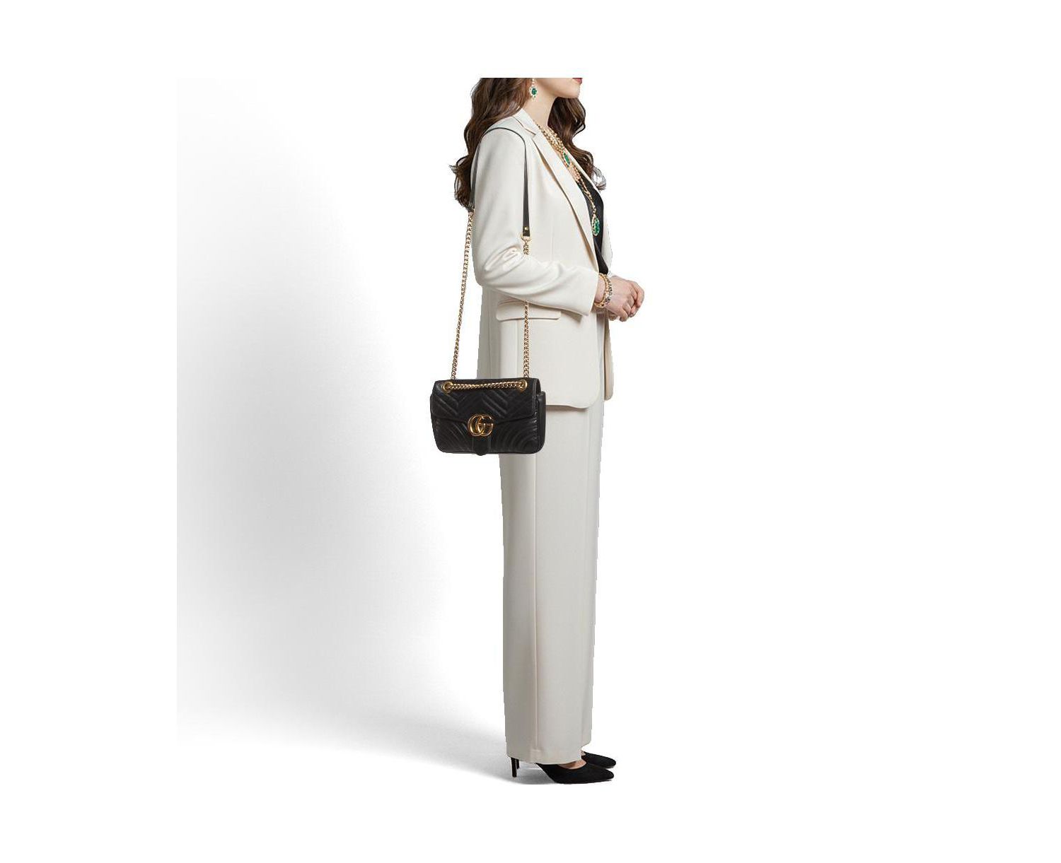 GG Marmont Medium Matelasse Leather Shoulder Bag