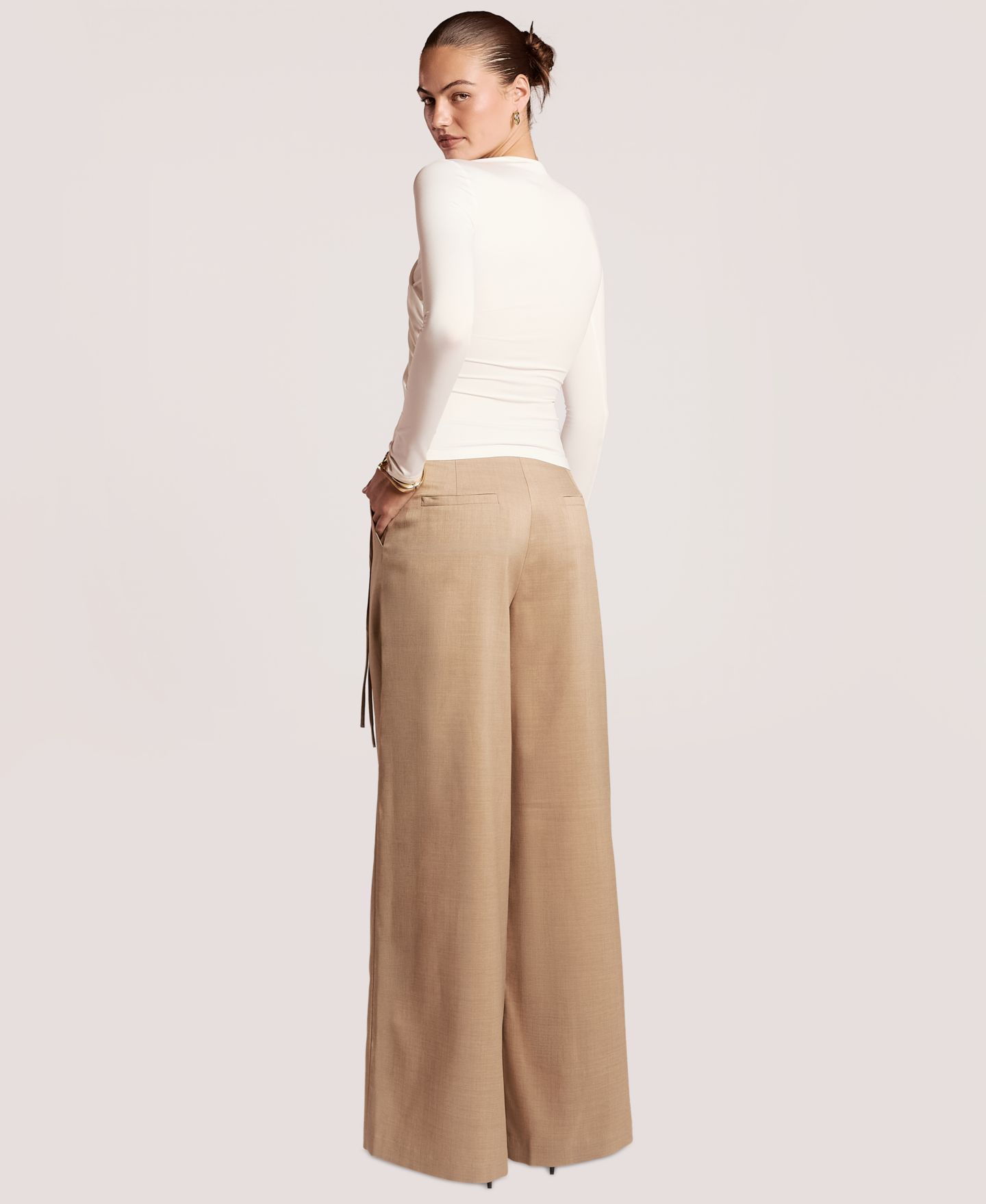 Женские брюки 4th & Reckless Beatrice Wide-Leg Pleated, цвет: Бежевый — фото 5