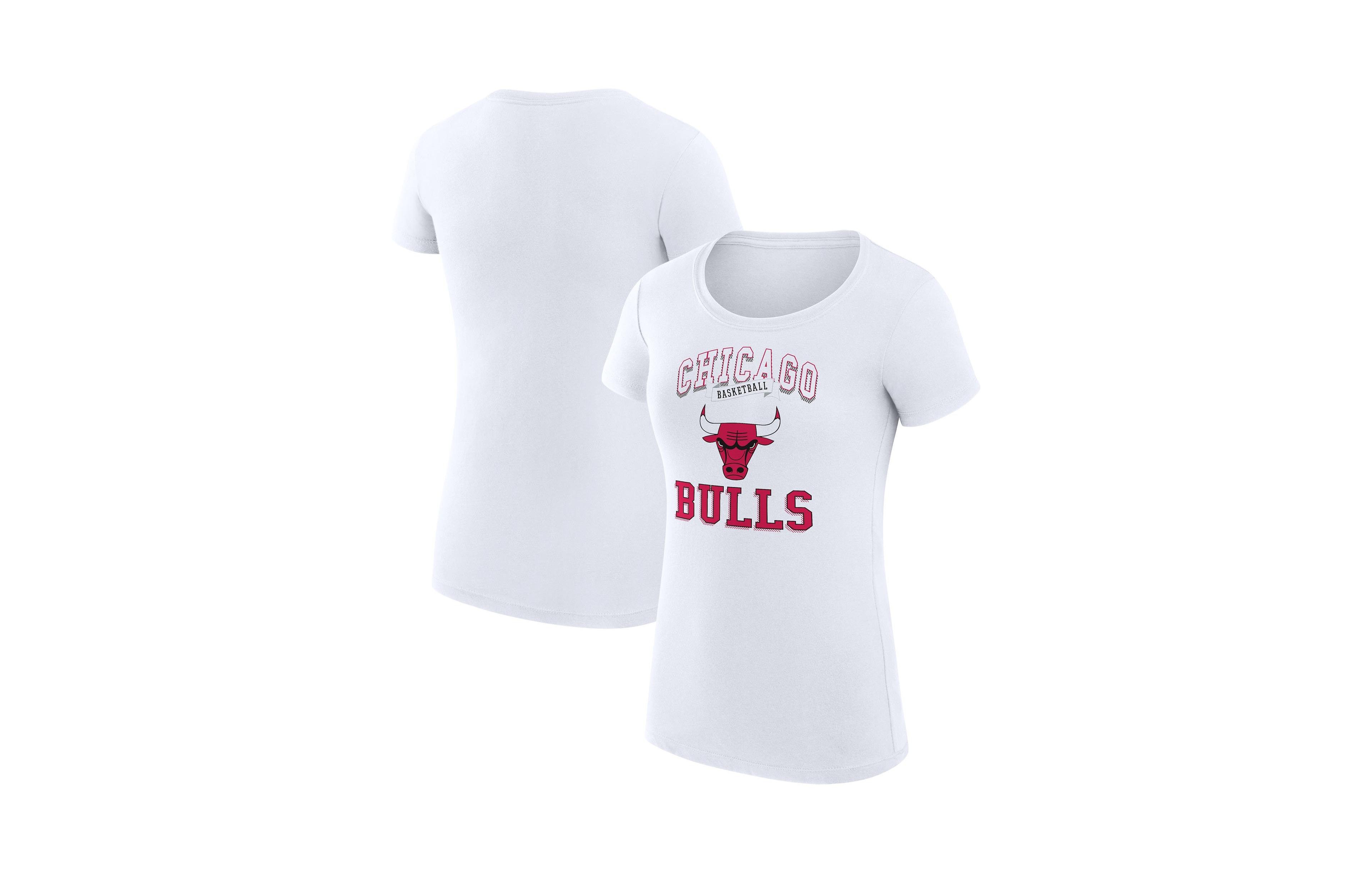 G-iii 4Her by Carl Banks Women's Chicago Bulls Screen-Print Super-Slim Fit T-Shirt