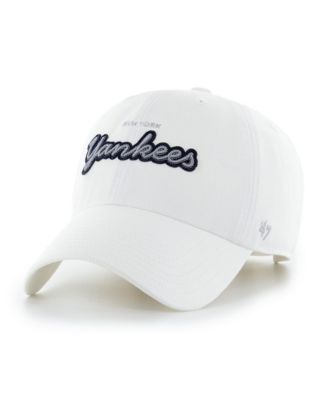 Women's White New York Yankees Trendy Script Clean Up Adjustable Hat
