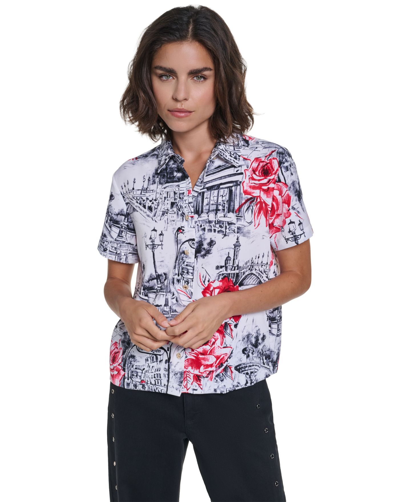 Женская блузка KARL LAGERFELD PARIS Allover-Print Short-Sleeve Button-Down, цвет: Белый / Красный разноцветный — фото 1