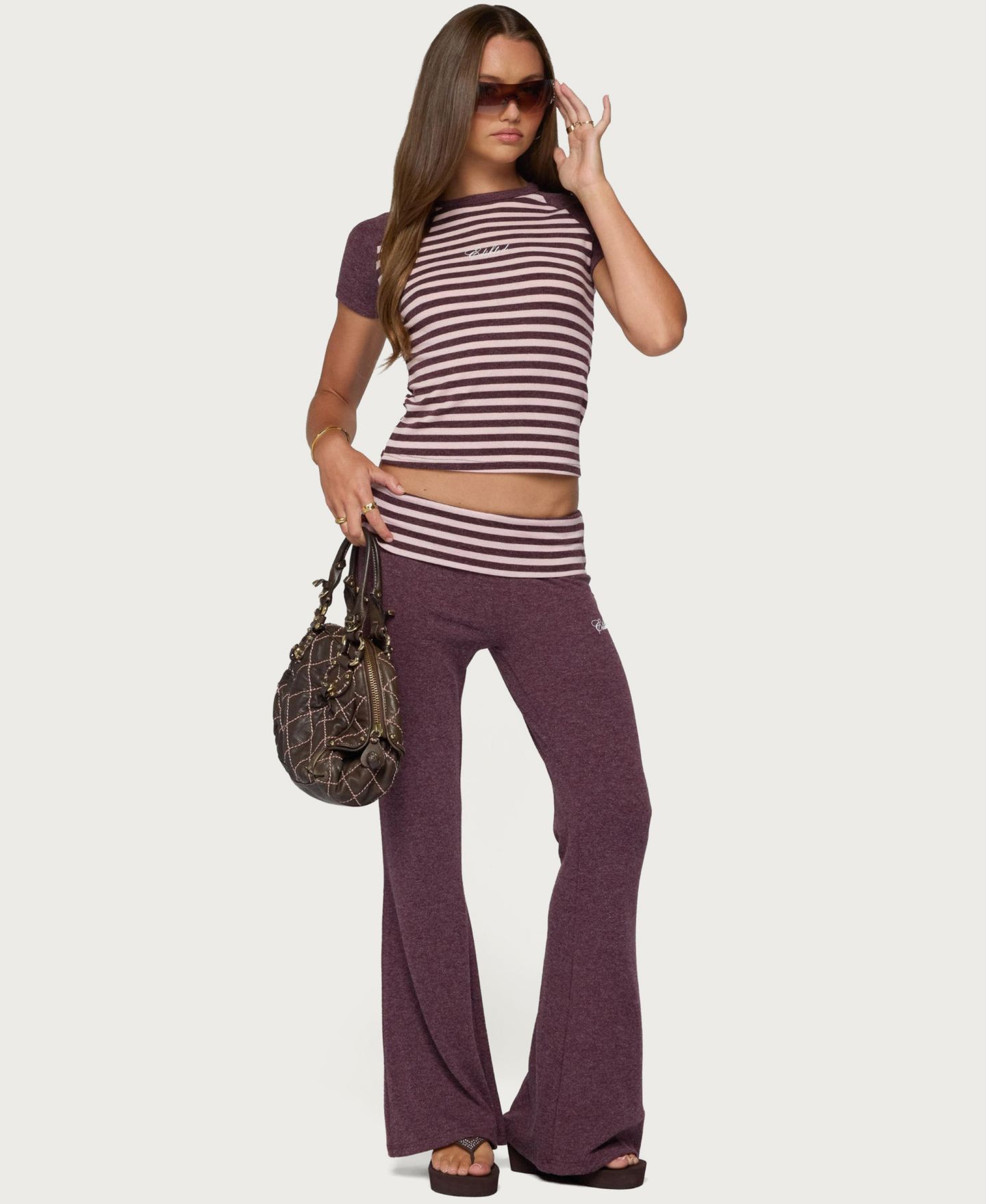 Женские футболки Stay Edikted Raglan-Sleeve Striped, цвет: Бордовый — фото 5