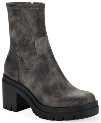 Women's Verona Block Heel Booties
