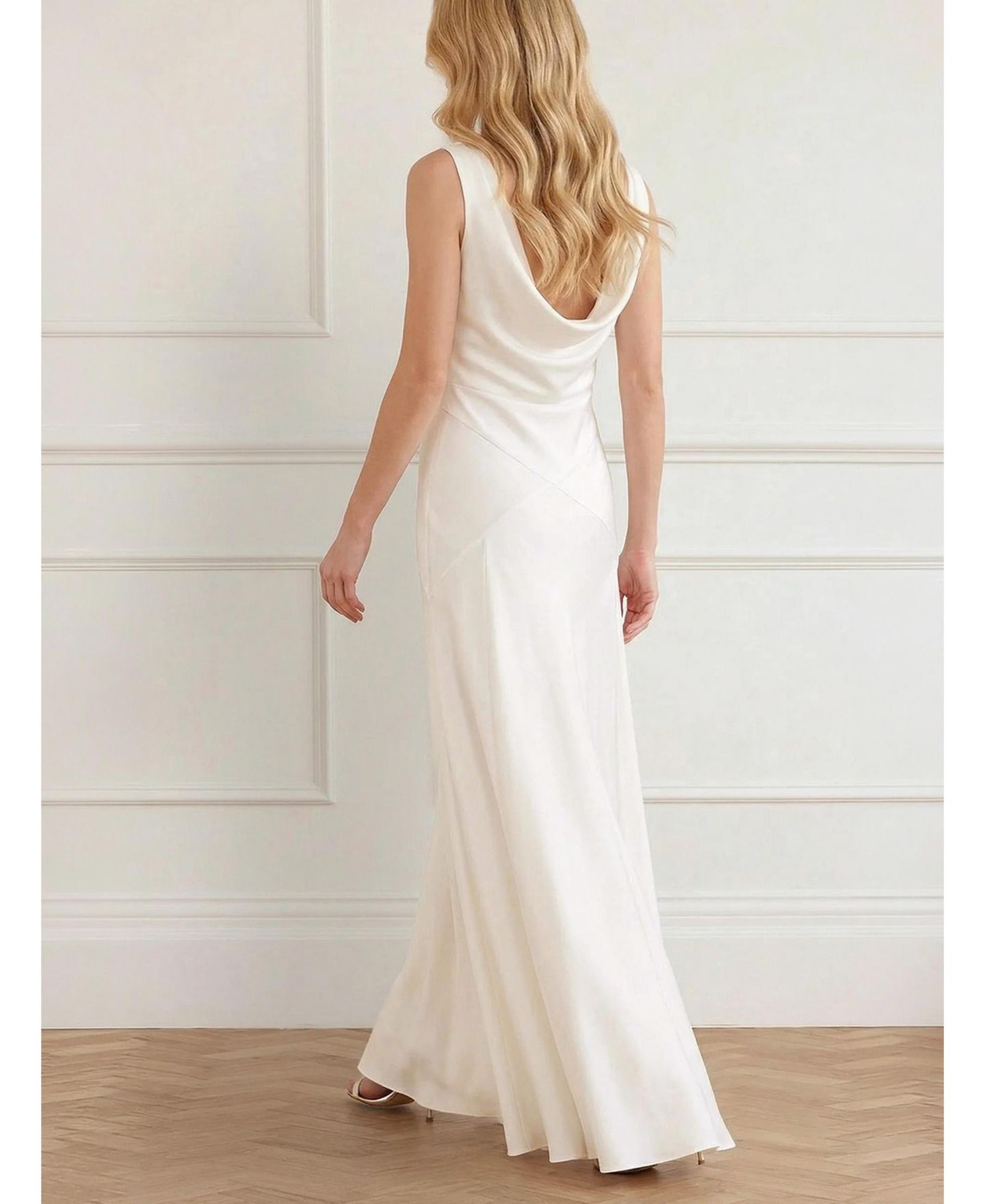Женское платье Needle & Thread Evangeline Satin Sleeveless Cowl Neck Gown, цвет: Меловой — фото 4