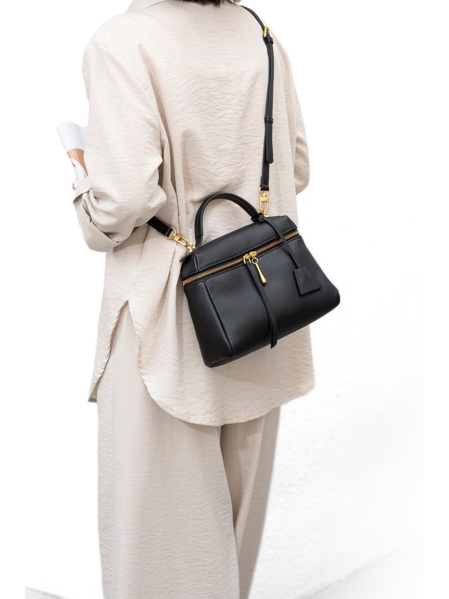 Женская сумка SUSU Arden Genuine Leather Top Handle Satchel, Small Crossbody, Structured Shoulder Purse with Adjustable Strap and Zip Closure, цвет: Чёрный / Оникс чёрный — фото 3