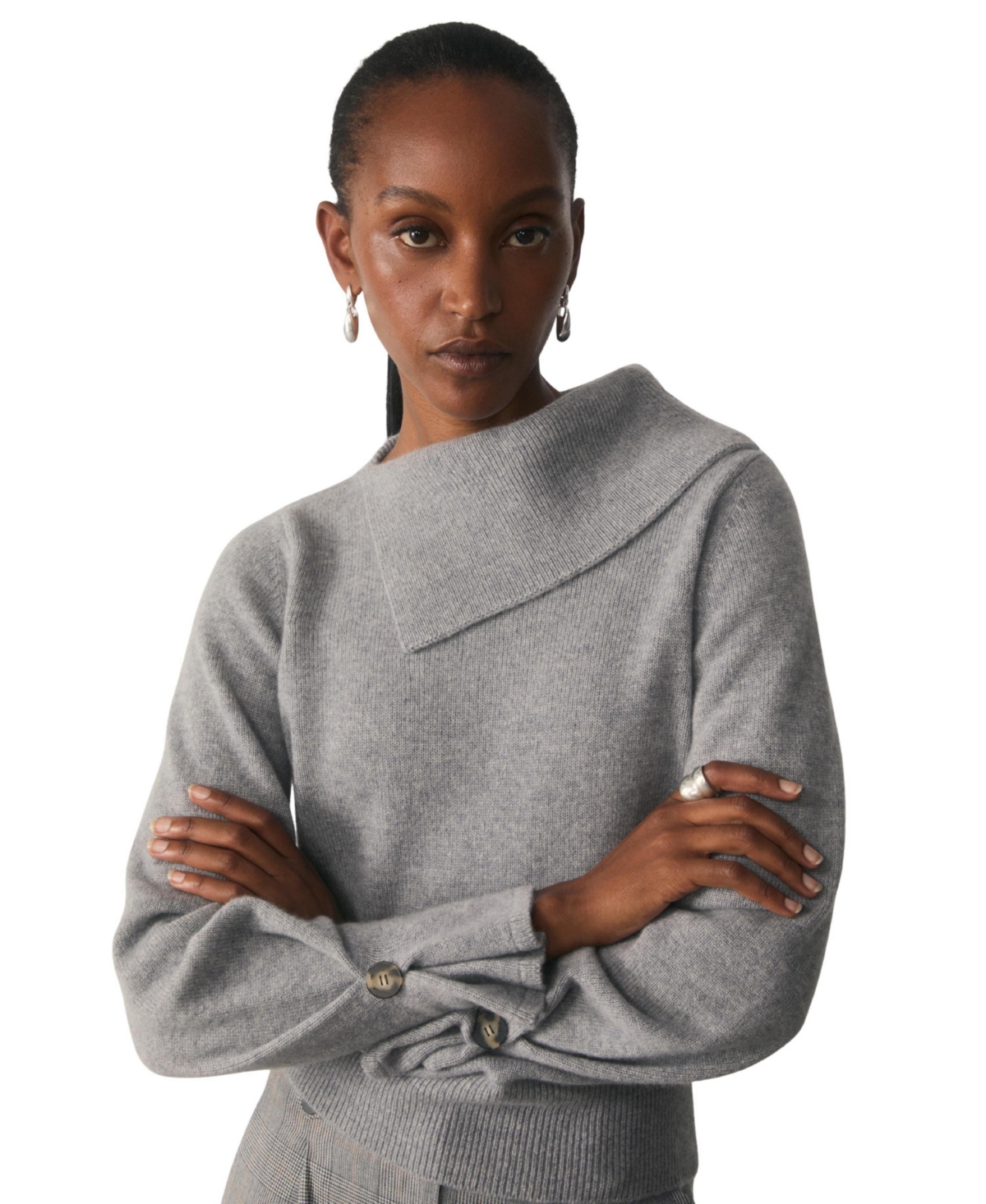 The Fold Women's Eloria Asymmetric Neck Cashmere Long-Sleeve Sweater