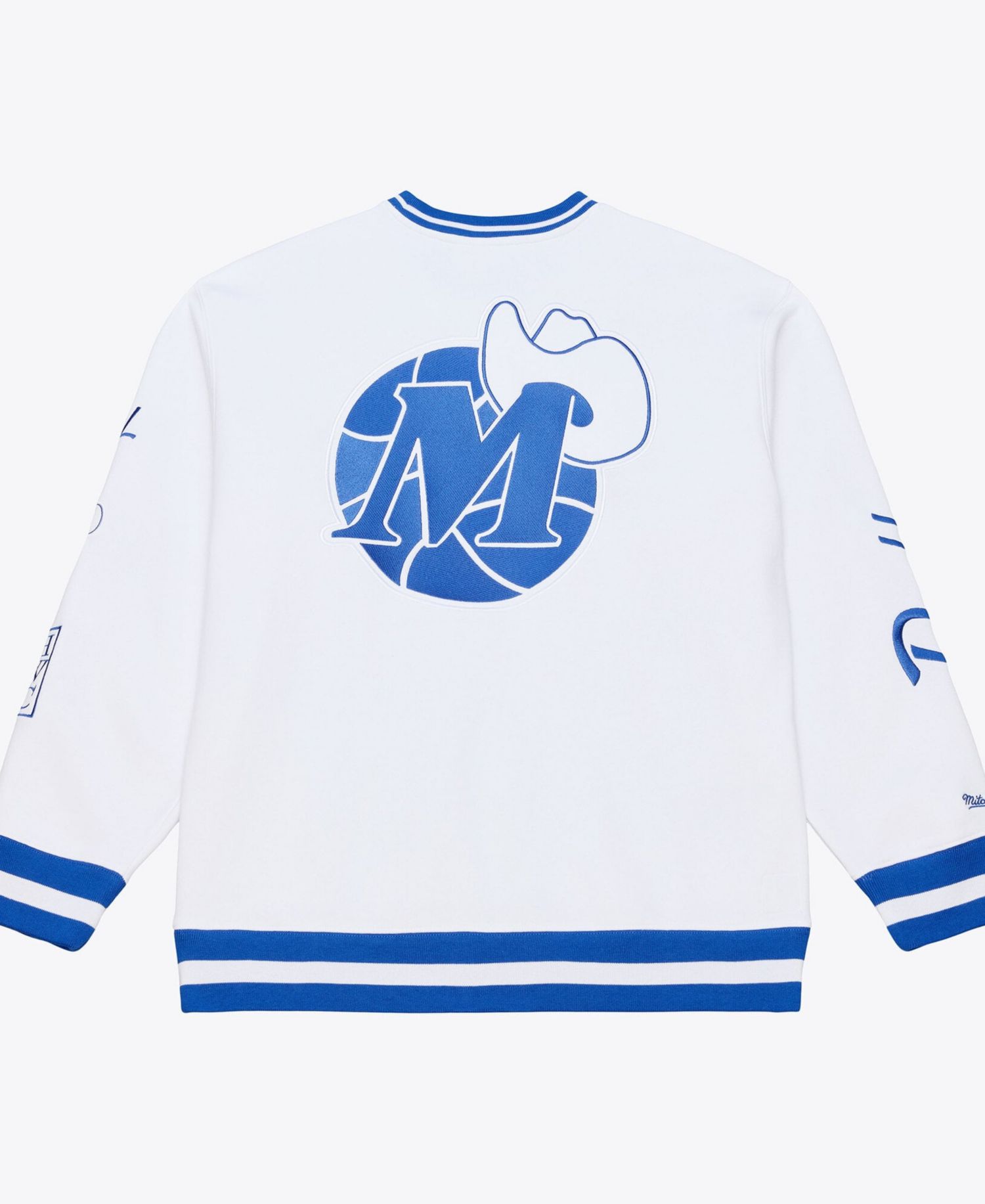 Men's White Dallas Mavericks Arctic Fleece Sweatshirt