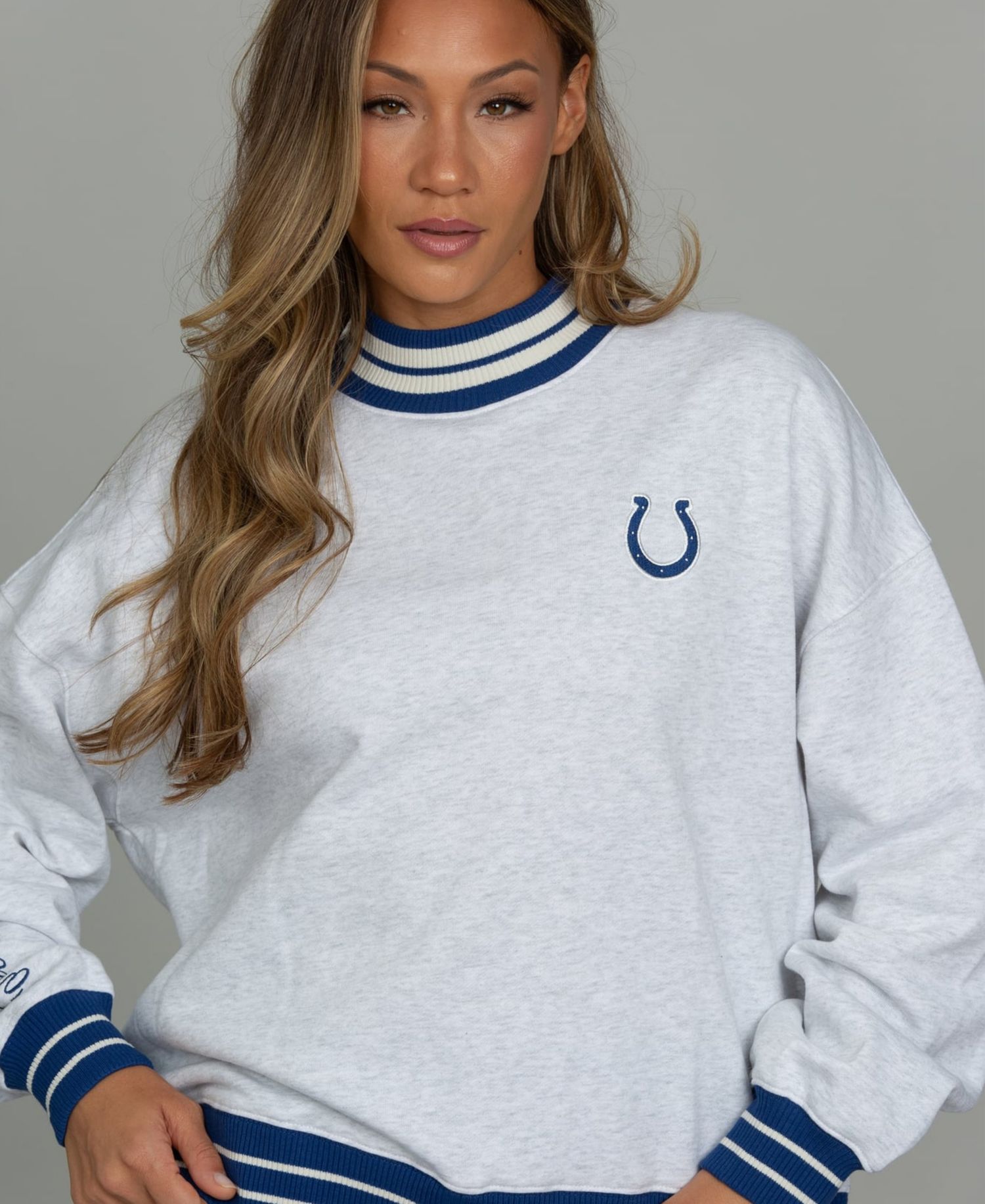 Women's Heather Gray Indianapolis Colts x Mock Neck Sweatshirt