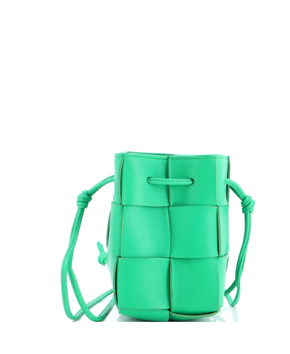 Pre-Owned Bottega Veneta Small Cassette Bucket Bag Maxi Intrecciato Plisse Leather