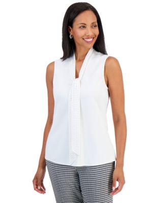 Women's Sleeveless Tie Front Blouse