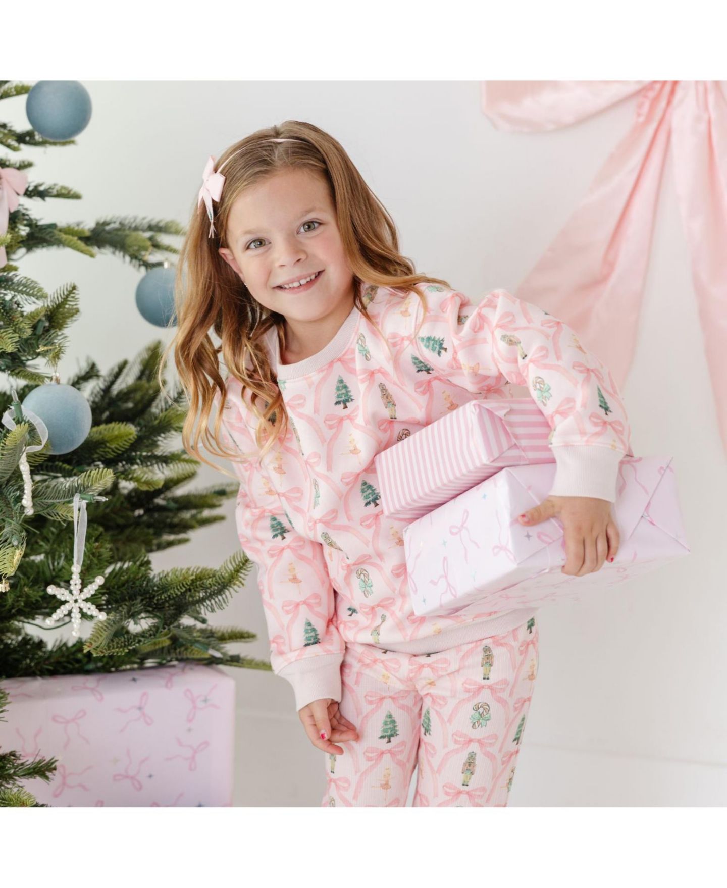 Аксессуары для волос Sweet Wink Christmas-Tree Embroidered Satin-Lined Bow Headband для девочек, цвет: Розовый — фото 4
