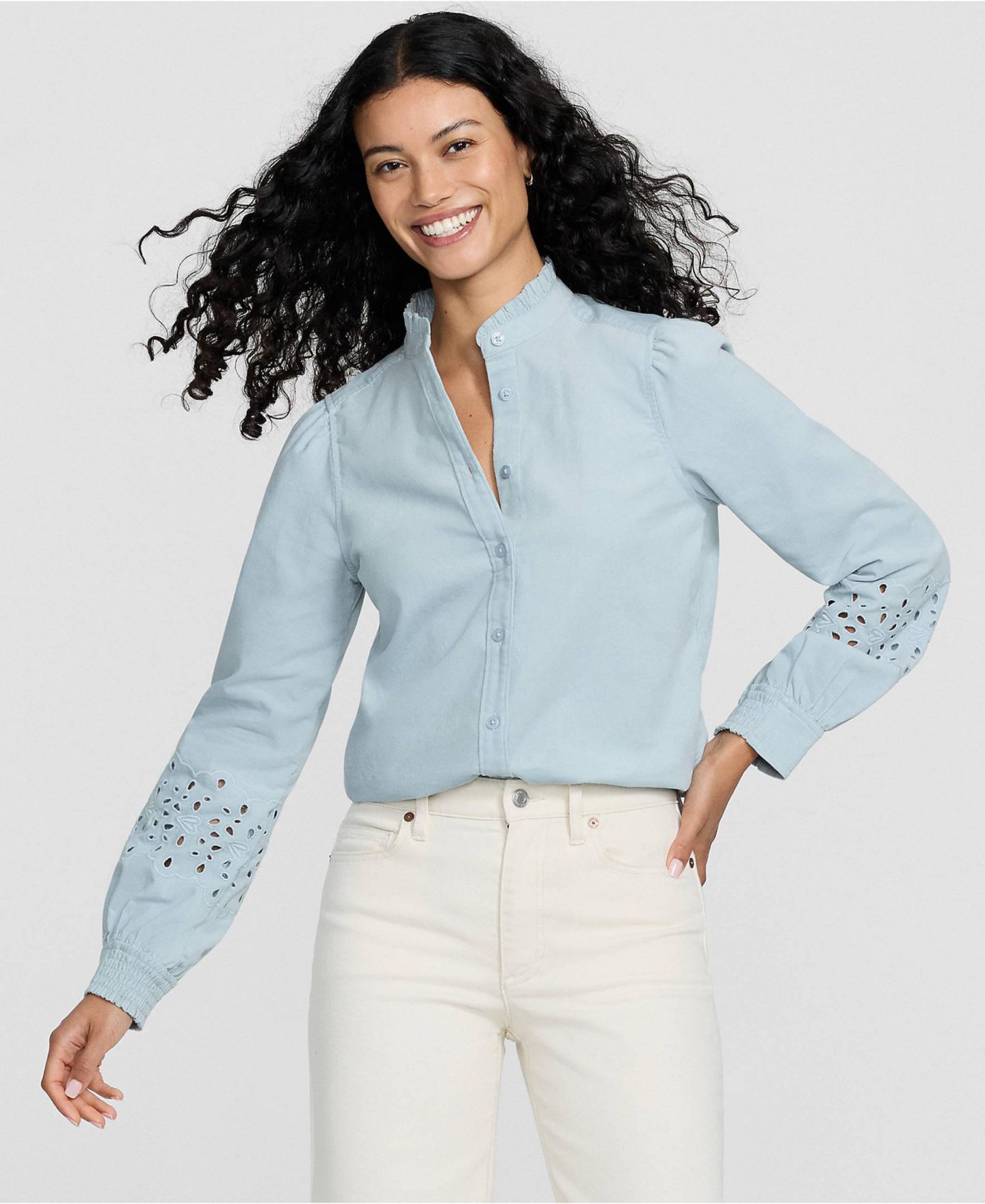 Женская рубашка Lands' End Pinwale Corduroy Eyelet-Sleeve, цвет: Небесно-голубой — фото 4