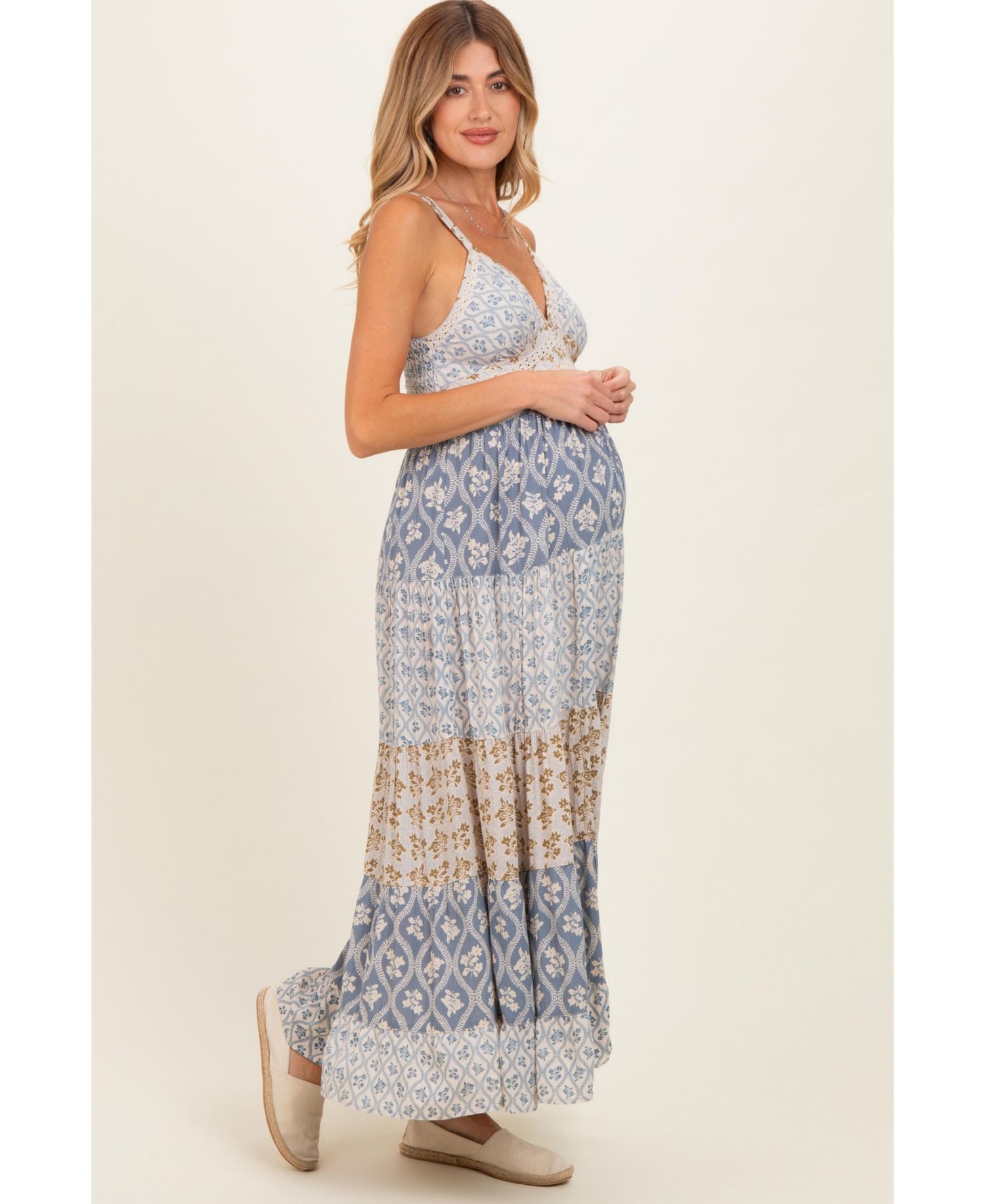 Women's Vintage Blue Mixed Floral Lace Trim Maxi Dress