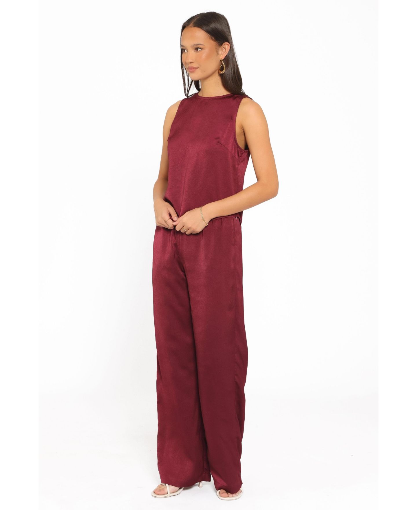 Женский комплект Petal and Pup Lira Sleeveless High-Neckline Wide-Leg Top and Pants, 2-Piece Set, цвет: Тёмный вишнёвый — фото 3