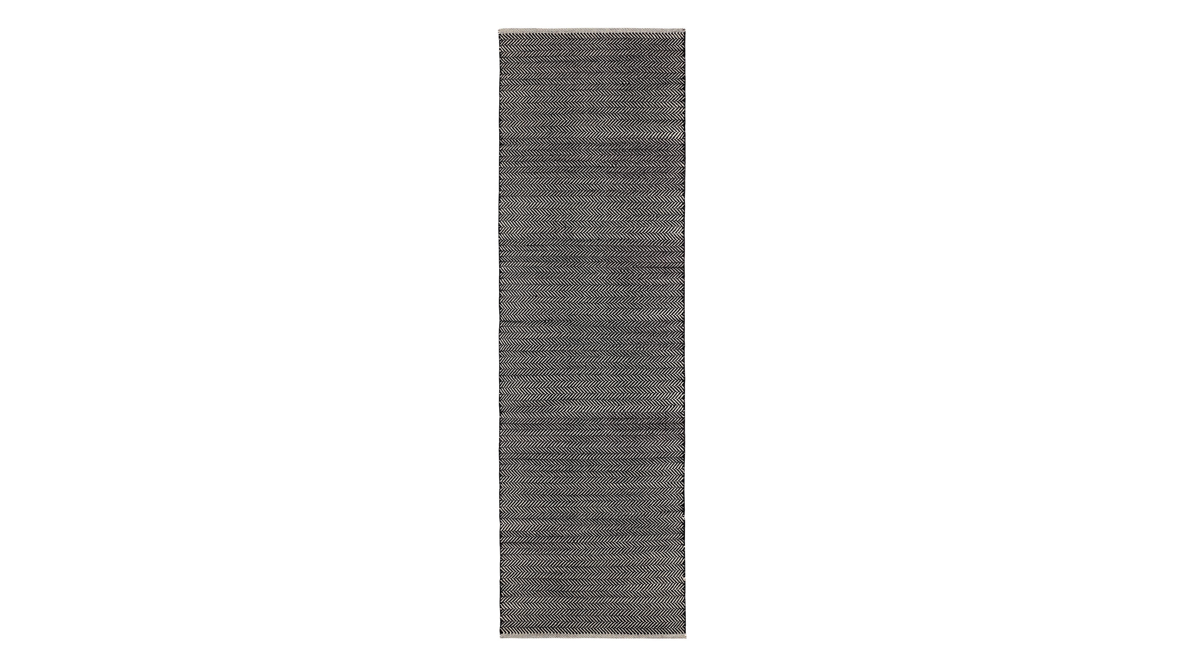 Dash and Albert Rugs by Annie Selke Herringbone Indoor/Outdoor DA971 2'6''x8' Runner Area Rug