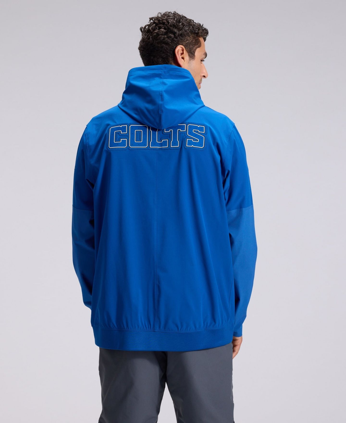 Мужская куртка Nike Royal Indianapolis Colts 2026 Rivalries Collection Sideline Anorak Half-Zip — фото 2
