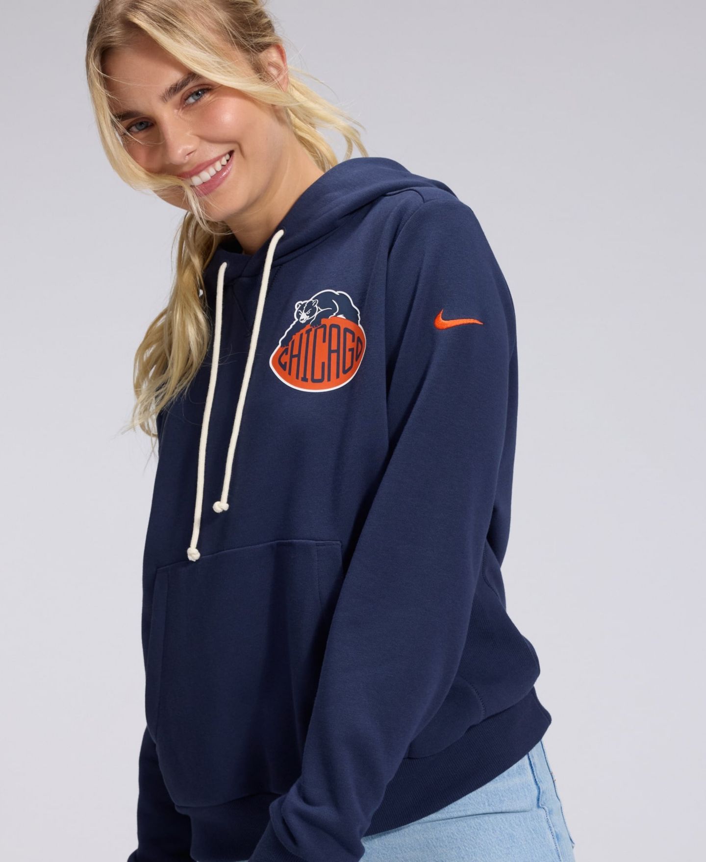 Женское худи Nike Navy Chicago Bears 2026 Rivalries Collection Standard Issue Sideline Pullover — фото 9