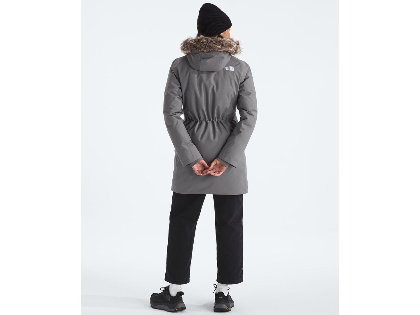 Женская куртка The North Face Arctic Hooded, цвет: Дымчатый жемчужный — фото 3