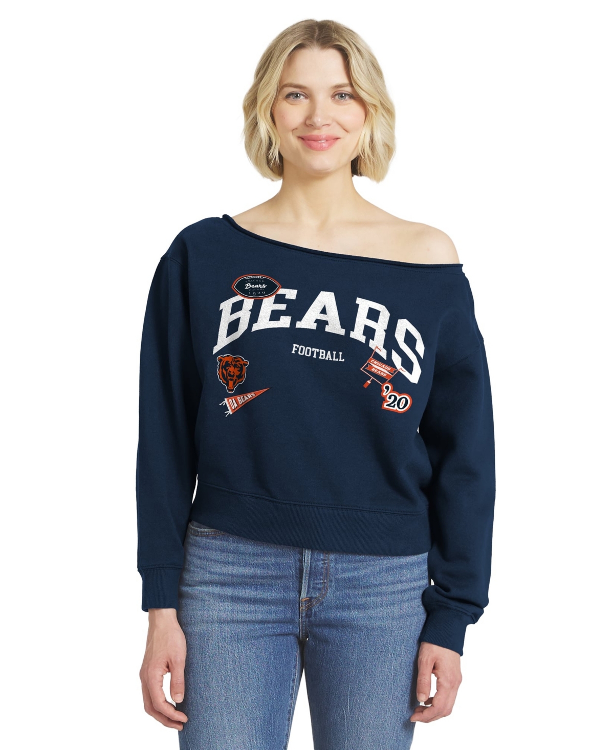 Wear by Erin Andrews Women's Chicago Bears Off-the-Shoulder Screen-Printed Long-Sleeve Sweatshirt