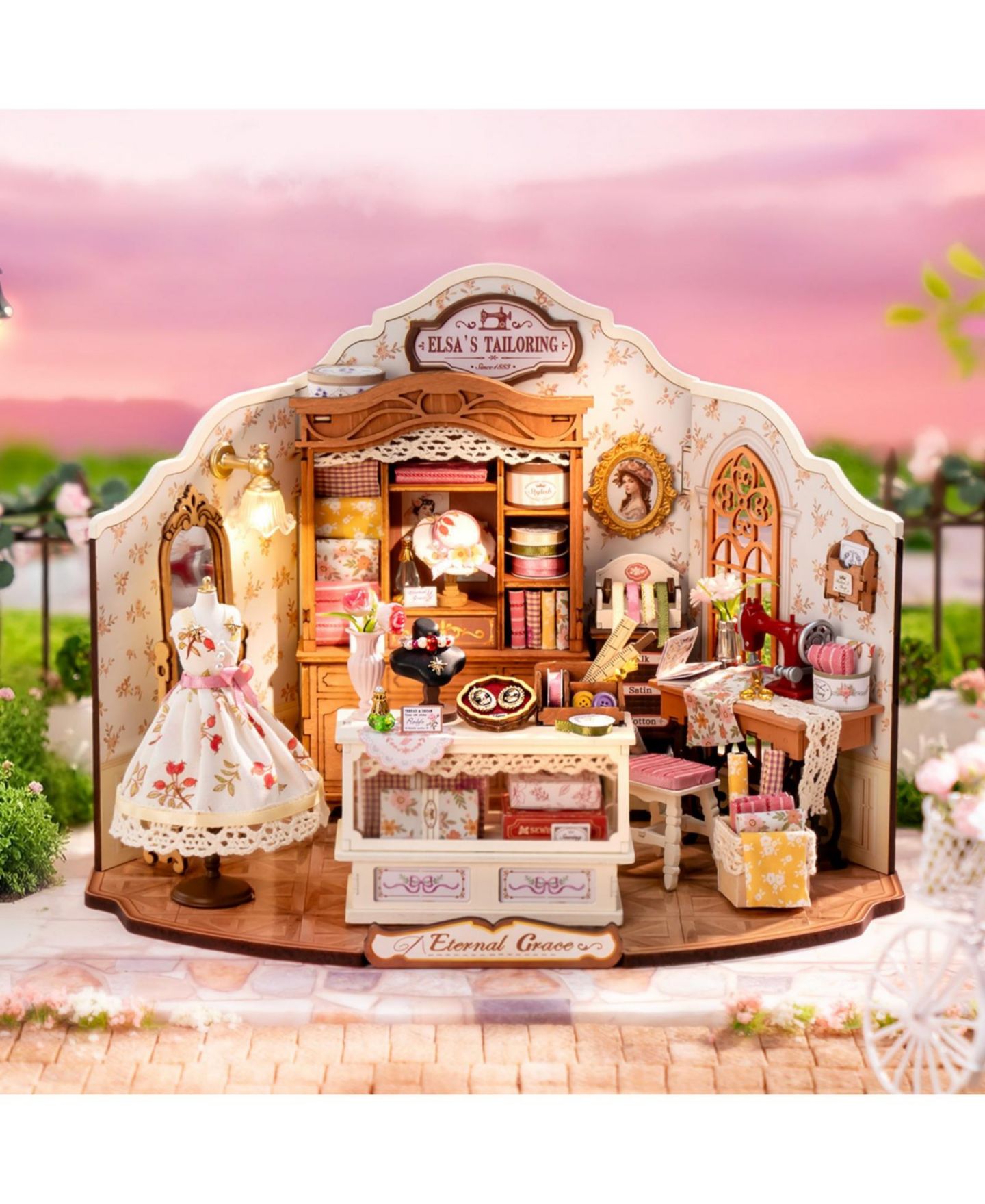 Детские куклы Robotime Elsa's Tailoring Wooden DIY Miniature House Kit with Detailed Interior, Ages 14+ — фото 4