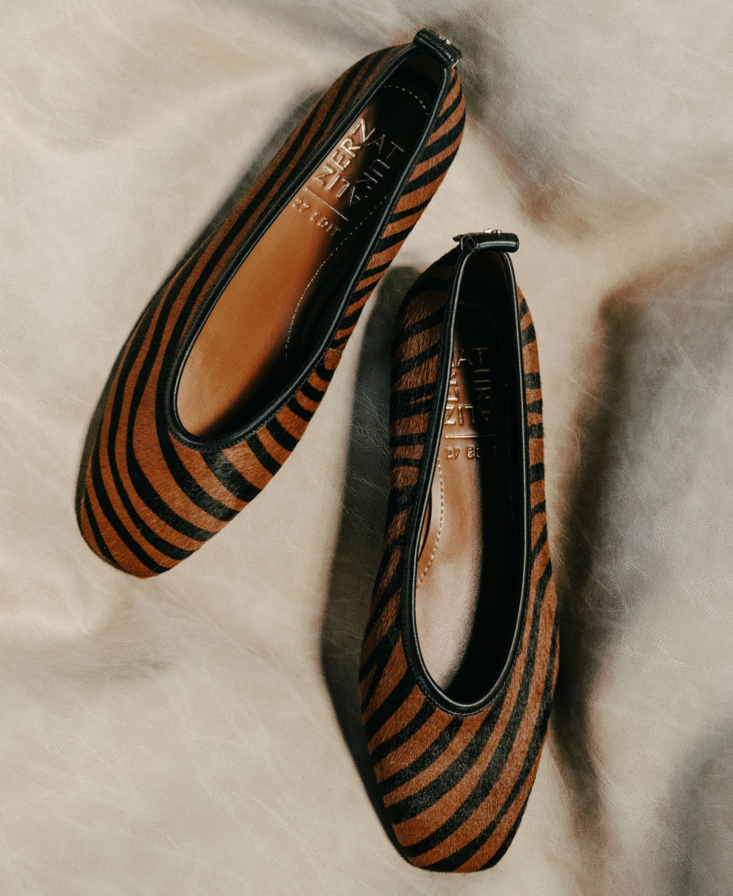 Женские балетки 27 EDIT Naturalizer Carla3 Ballerina Skimmer Flats, цвет: Коричневый зебра — фото 4