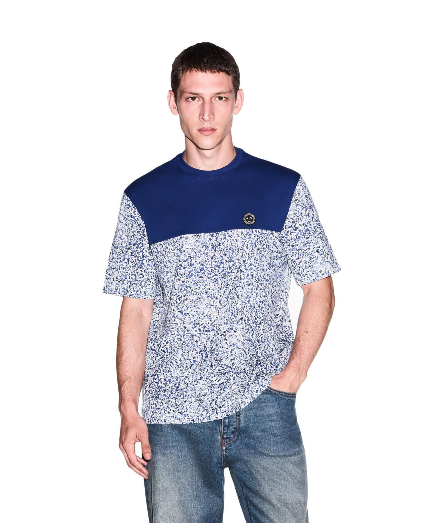Мужская футболка A|X Armani Exchange Colorblock-Print Crewneck, цвет: Синий — фото 1