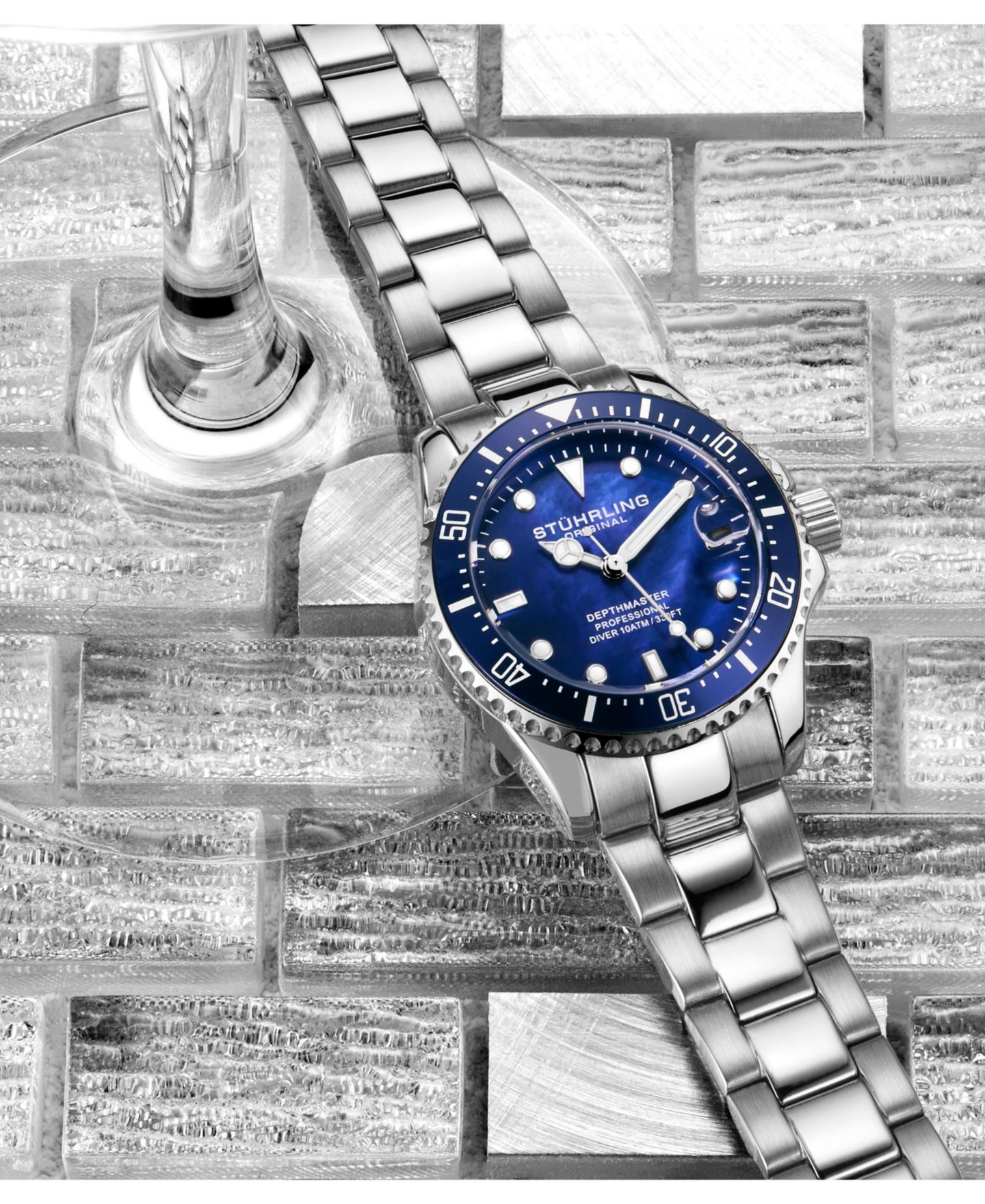 Женские часы Stuhrling Depthmaster 3950L Quartz Diver, цвет: Светлый синий / Серебряный — фото 7