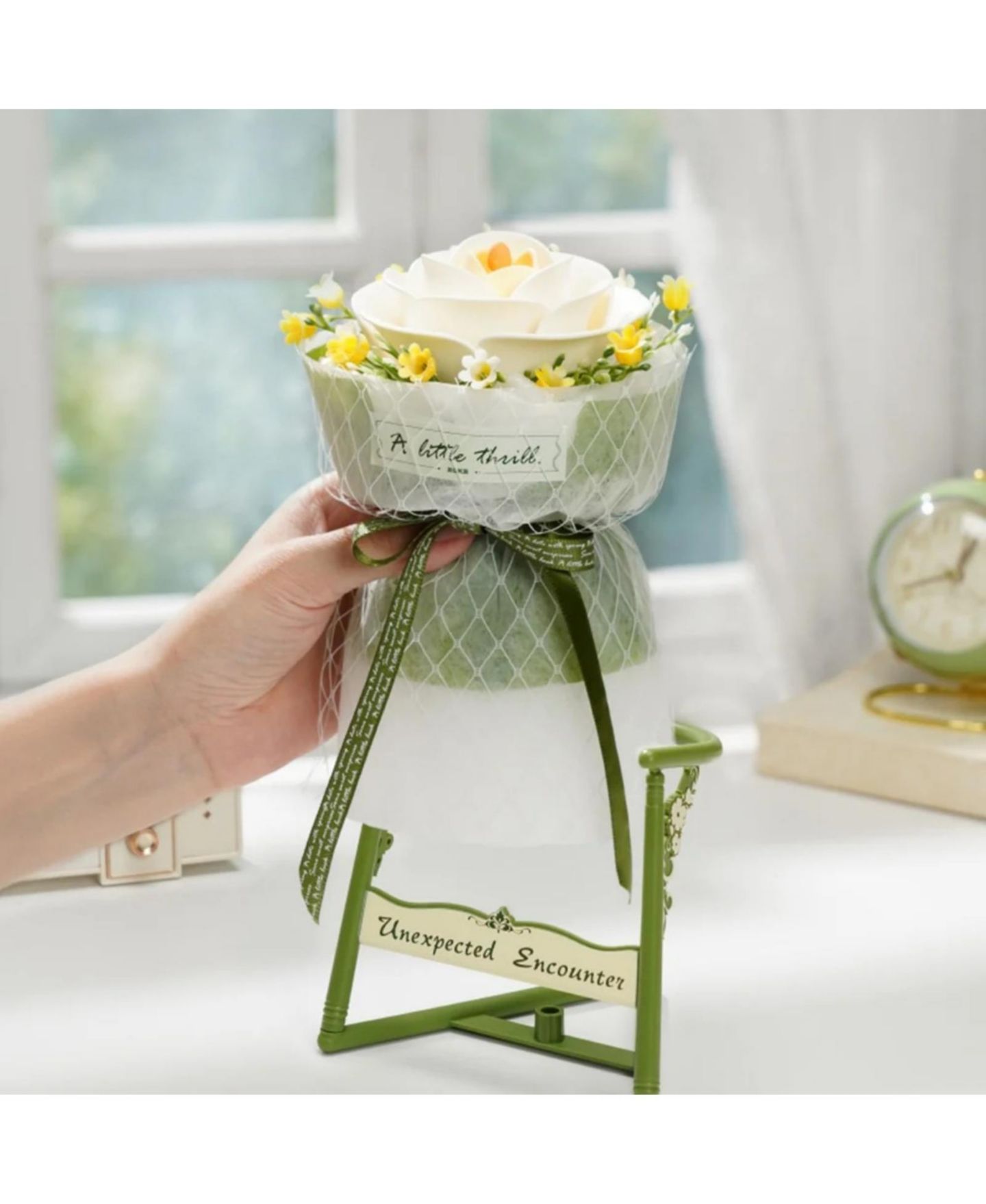 Детские конструкторы Robotime Rose DIY Bouquet Camellia 3D Puzzle Flower Model Kit Plastic Building Set Handmade Floral Decor Craft Gift, цвет: Зелёный — фото 6