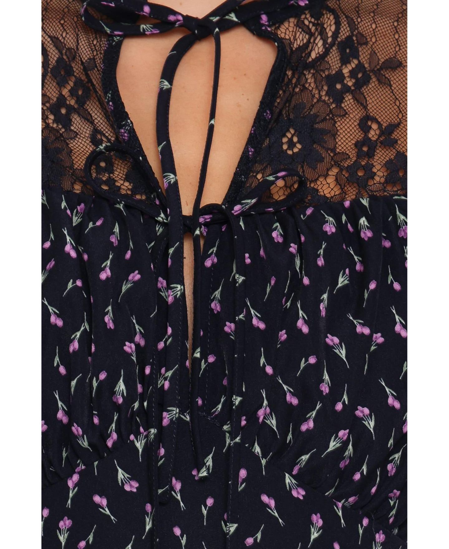 Женское платье Petal and Pup Tillie High Tie-Neck Lace Maxi, цвет: Тёмно-синий с принтом — фото 7