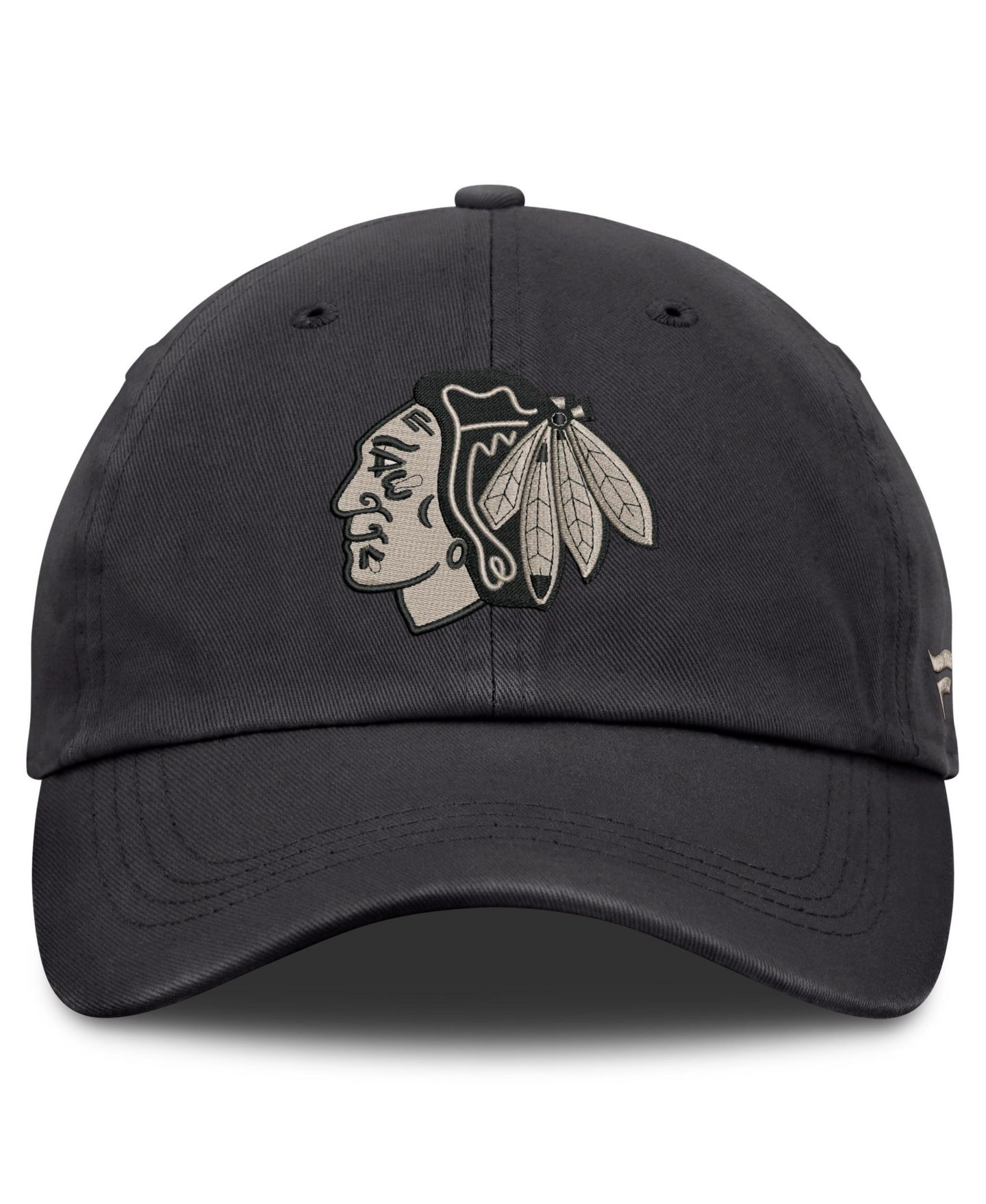 Мужская кепка Fanatics Charcoal Chicago Blackhawks Road Phantom Washed Adjustable Hat — фото 2