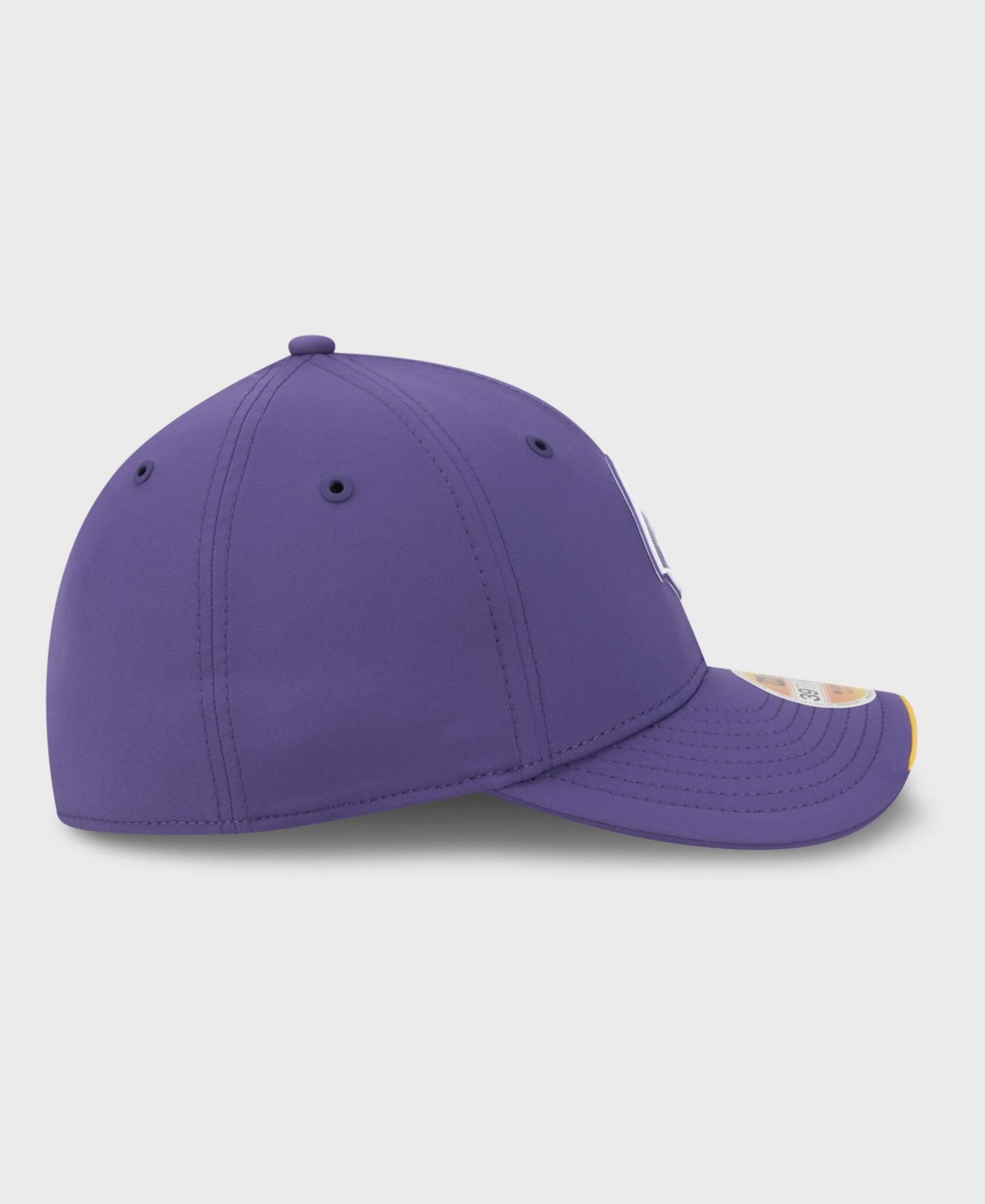 Мужская кепка New Era Purple Minnesota Vikings 2026 Sideline Throwback 39THIRTY M-Crown Flex Hat — фото 6