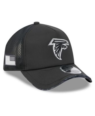Men's Black Atlanta Falcons 2026 Salute To Service Apex 9FORTY Adjustable Trucker Hat