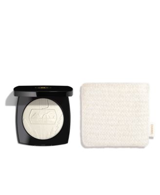 Neige D'Or Oversize Illuminating Powder, 0.6 oz.