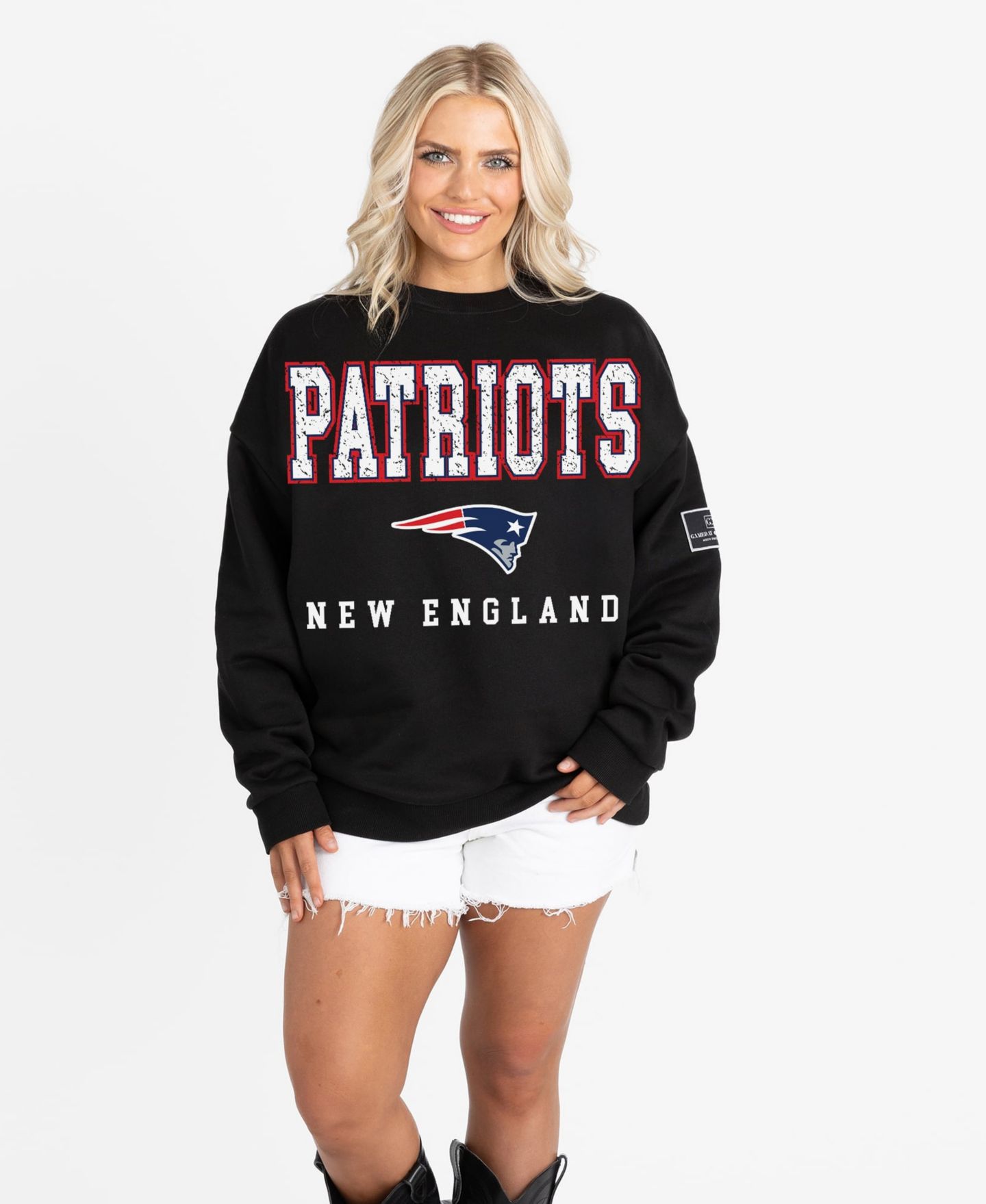 Женская толстовка Gameday Couture Black New England Patriots Oversized Level Up Black Label Premium Fleece — фото 3