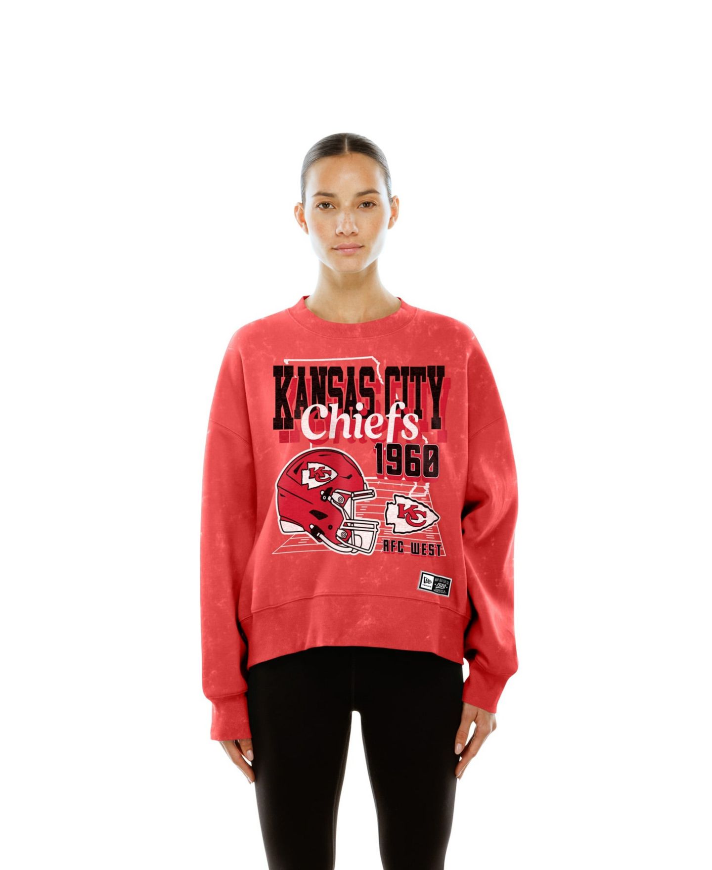 Женская толстовка New Era Red Kansas City Chiefs Throwback Mineral Wash Boxy Fleece Crewneck — фото 1