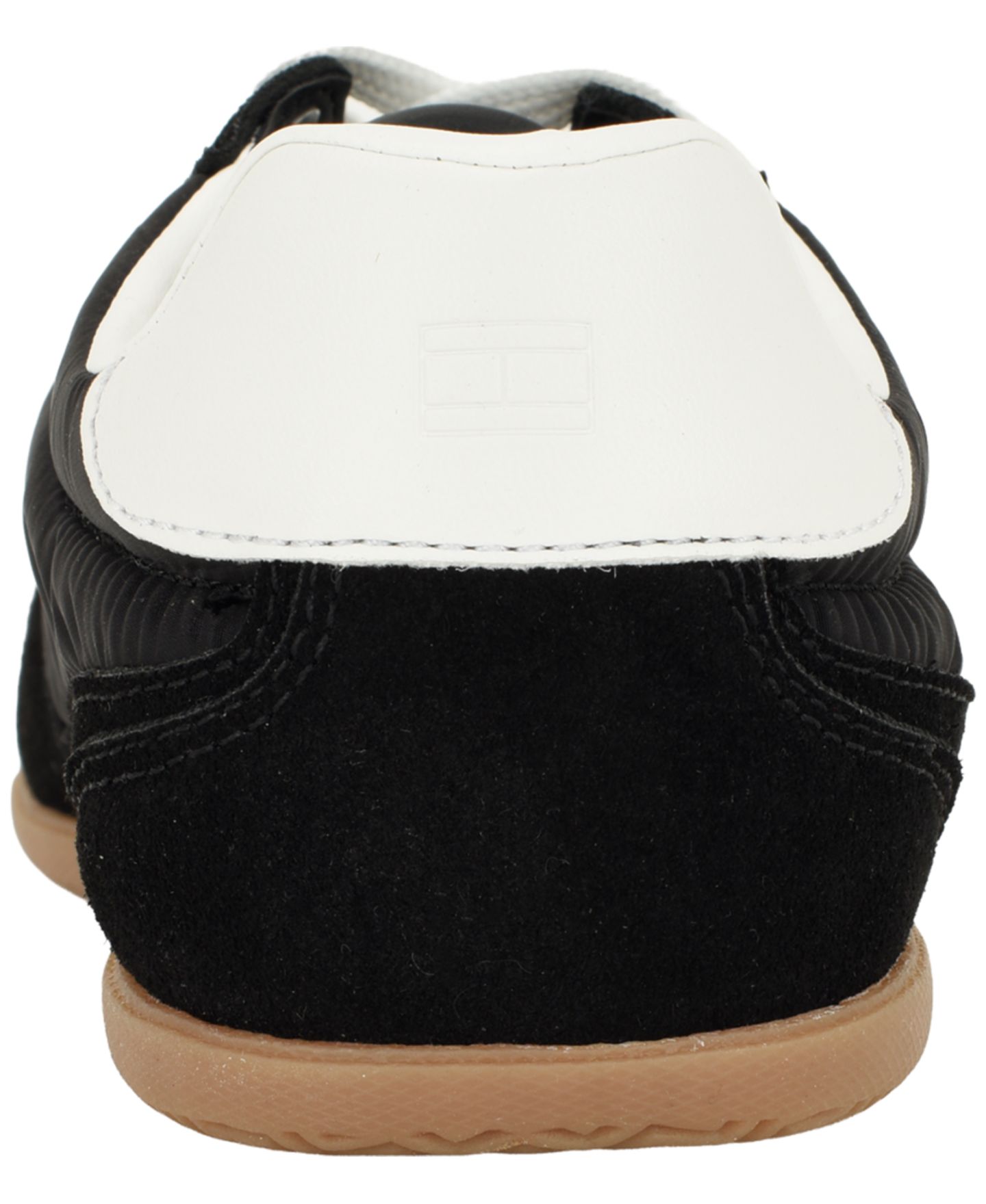 Женские кроссовки Tommy Hilfiger Evonne Retro Low-Profile Lace-Up, цвет: Чёрный / Белый — фото 3