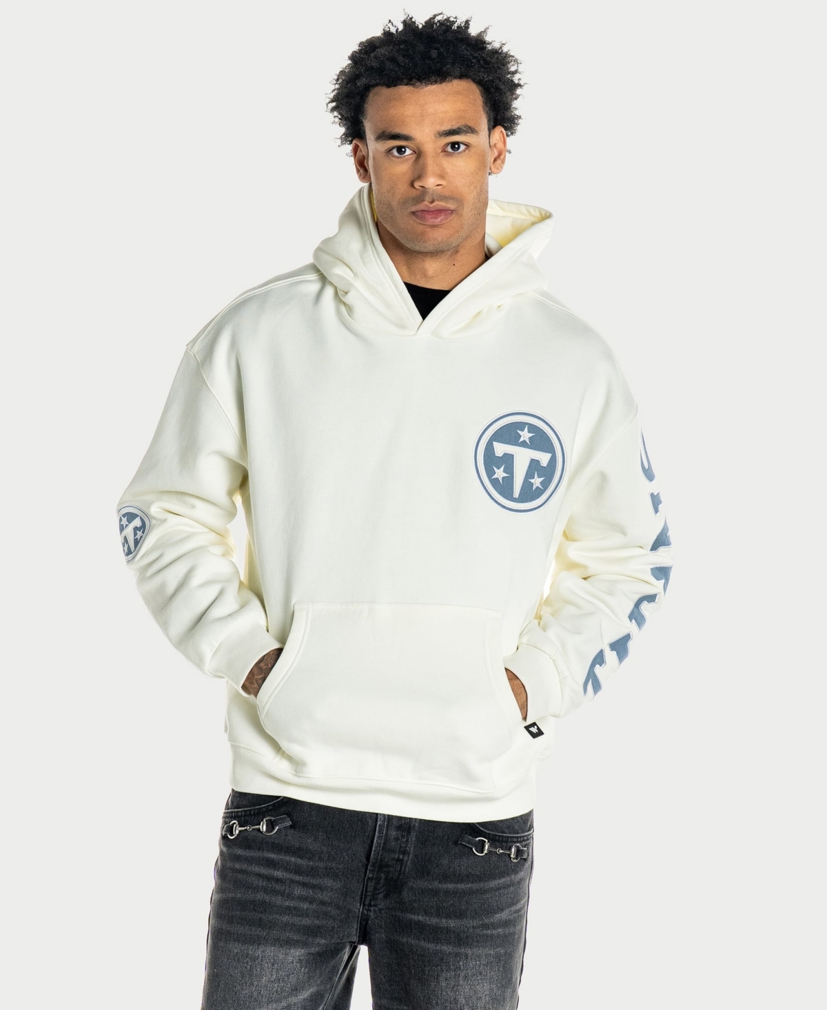 The Wild Collective Men's and Women's Cream Tennessee Titans Oversized Hoodie - Cream