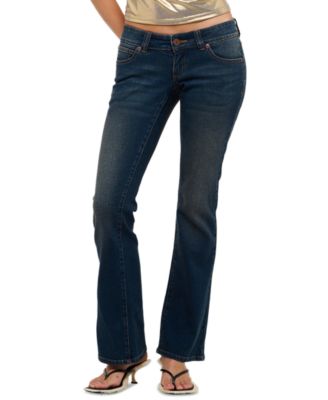 Juniors' 00 Kick Low-Rise Bootcut Jeans