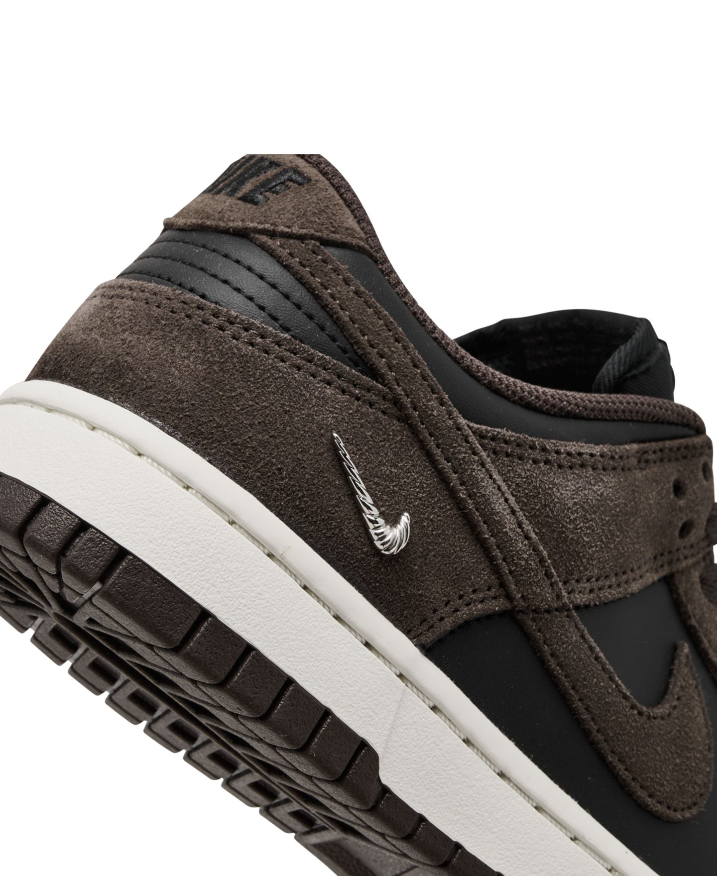 Женские кроссовки Nike Dunk Low Mini Swoosh Casual, цвет: Чёрный / Коричневый — фото 7
