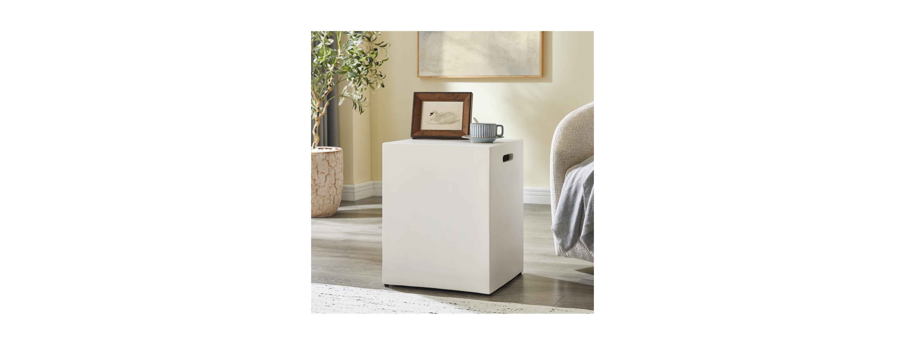 Streamdale Furniture 24 in x 19 in x 19 in Solid Wood Integrated Carry Handles Cube Side Table