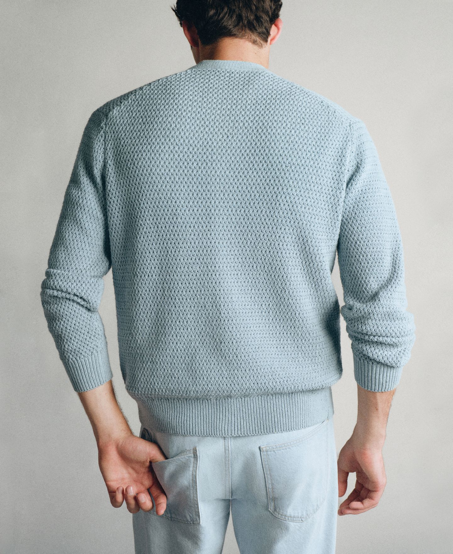 Мужской кардиган Mango Saski V-Neck Straight-Fit Long-Sleeve, цвет: Небесно-голубой — фото 6