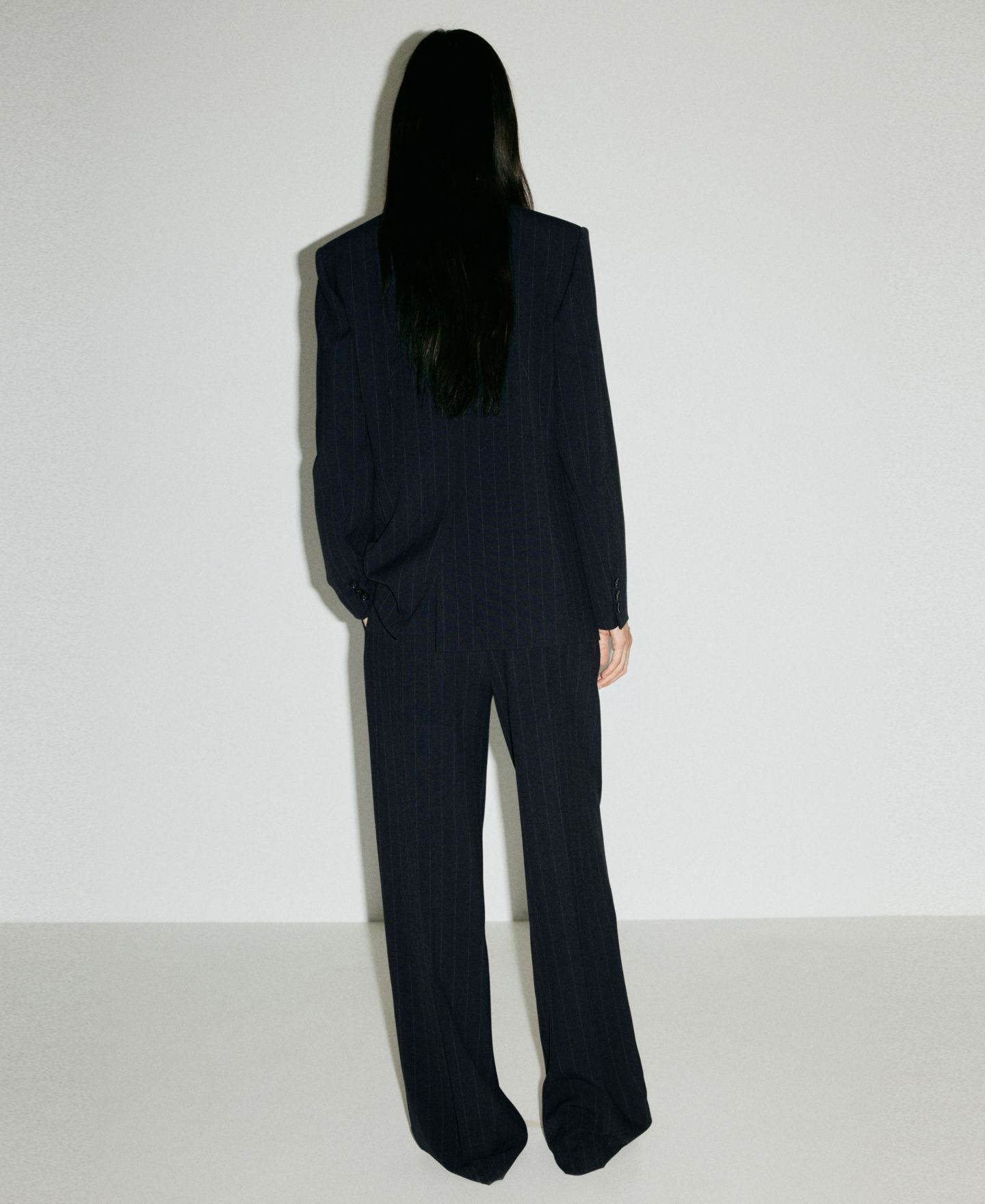 Женские брюки Mango Pinstripe Pleated Straight-Leg, цвет: Тёмно-синий — фото 3