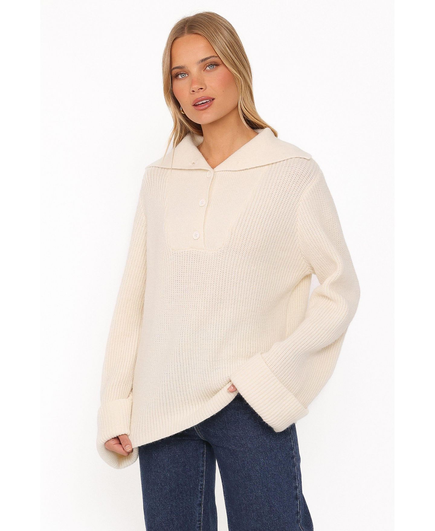 Женский свитер Petal and Pup Chadley Quarter Button Collared Long-Flared-Sleeve, цвет: Кремовый — фото 4