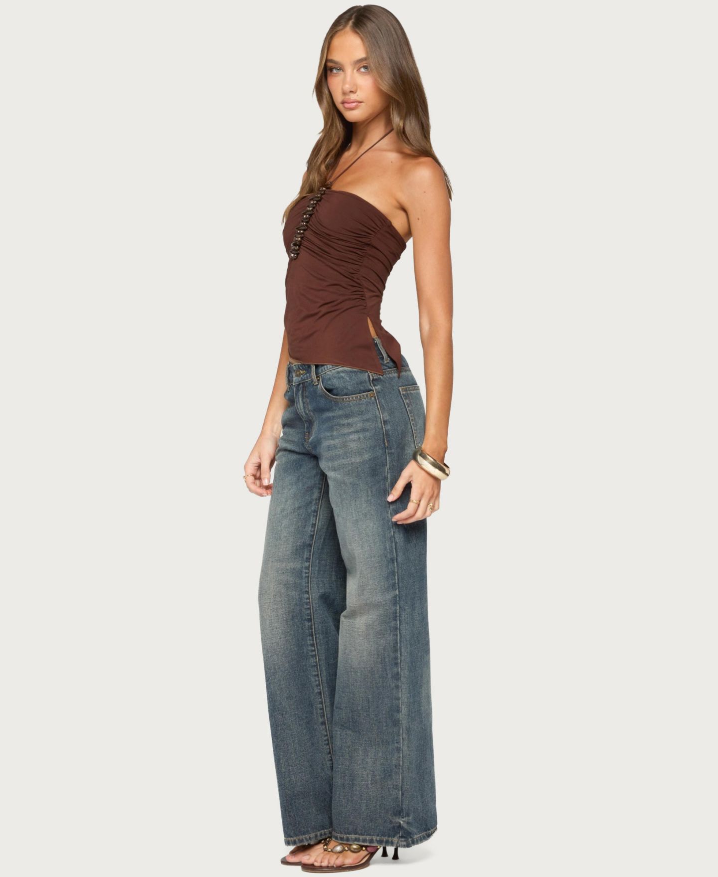 Женский топ Edikted Calia Beaded Asymmetric Halter, цвет: Коричневый — фото 5