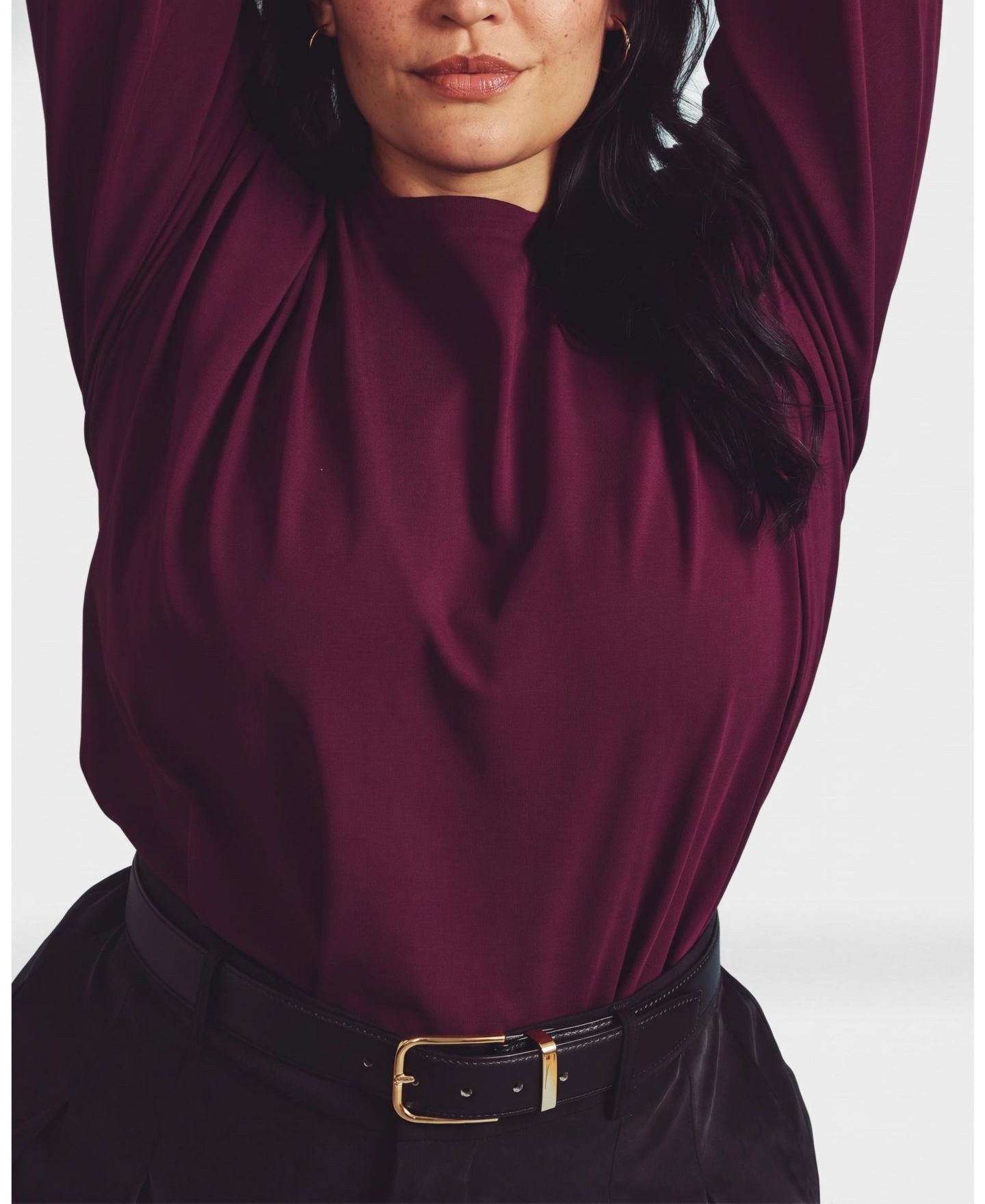 Женская футболка Universal Standard Plus Size Long-Sleeve Drop-Shoulder Crewneck, цвет: Acai — фото 4