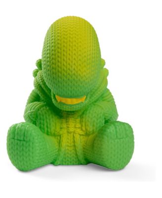 Xenomorph Glow in the Dark Limited Edition 4.7-Inch Vinyl Action Figure, Ages 14+