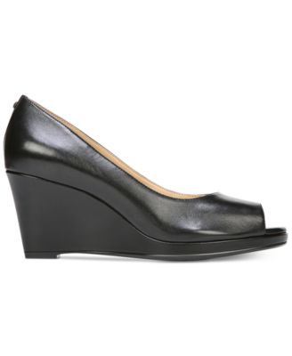 naturalizer women's olivia wedge pump
